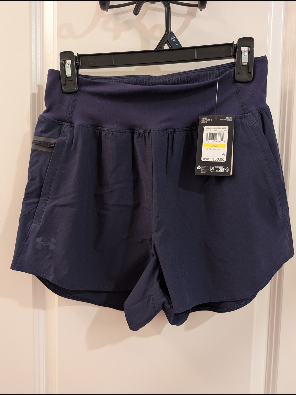NWT Women's Under Armour Navy Athletic Shorts (Unlined)